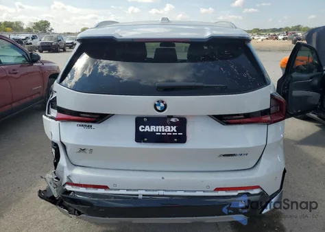 2023 BMW X1 xDrive28I z USA, uszkodzony, nr VIN WBX73EF04P5Y23072